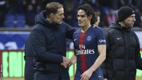 Cavani Akan Absen Saat PSG Lawan Man United