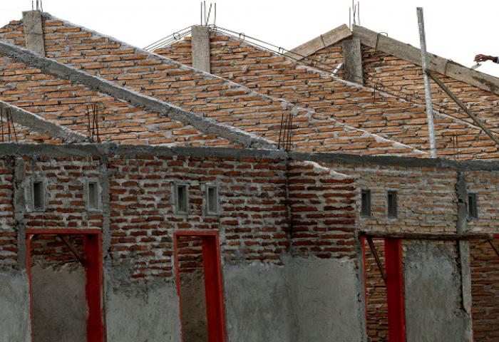 Bangun Rumah di Lahan Kosong Atau Beli KPR, Mana yang Untung?