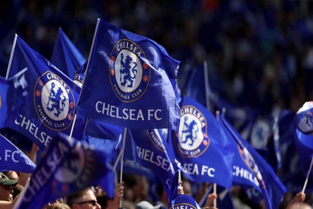 Dihukum Larangan Transfer, Chelsea Banding
