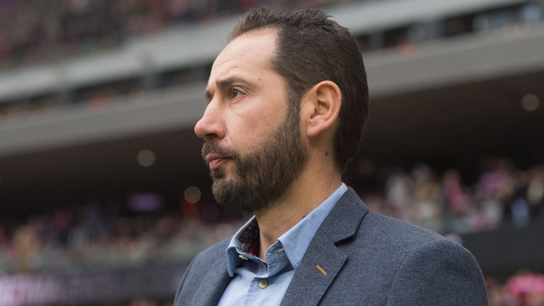 Sevilla Pecat Pelatih Machin