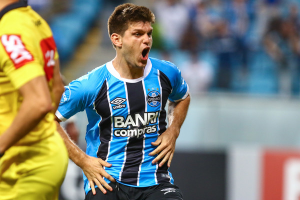 Arsenal Incar Pemain Belakang Argentina Kannemann