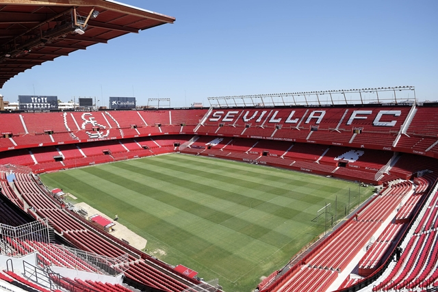 Pelatih Sevilla Caparros Mengidap Leukemia