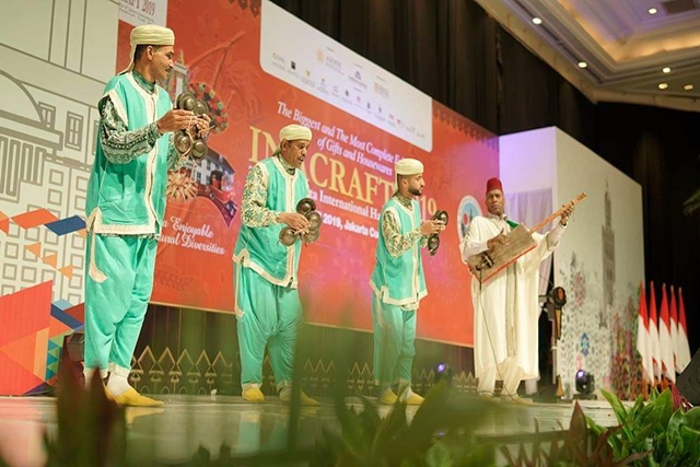 Tim Kesenian Sahrawi Maroko Tampil di Pembukaan Inacraft 2019 di Jakarta