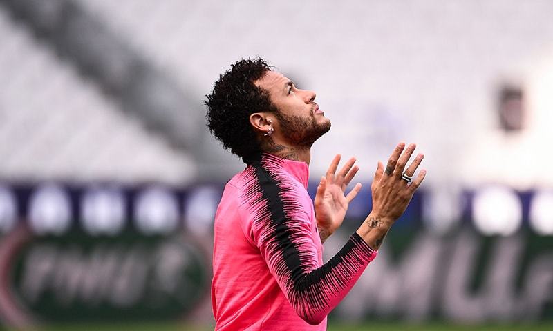 UEFA Larang Neymar Tampil di Tiga Pertandingan Karena Menghina Wasit