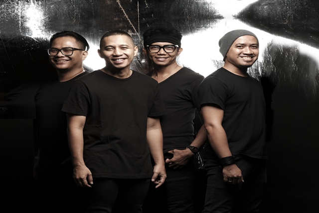 Lagu Upaya Maksimal The Rain Tercipta di KRL