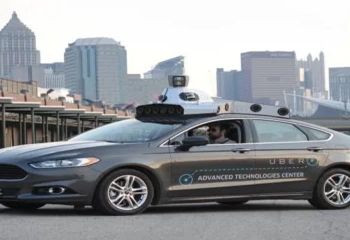 Mobil Tanpa Supir Uber Mondar-mandir di Amerika