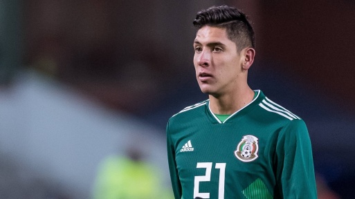 Ajax Rekrut Bek Meksiko Alvarez