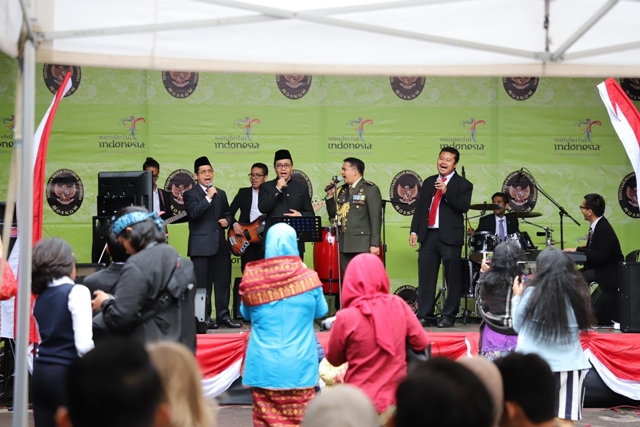 Perayaan HUT Ke-74 RI di Moskow dari Solidaritas Bantar Gebang sampai Lomba Joget “Syantik”