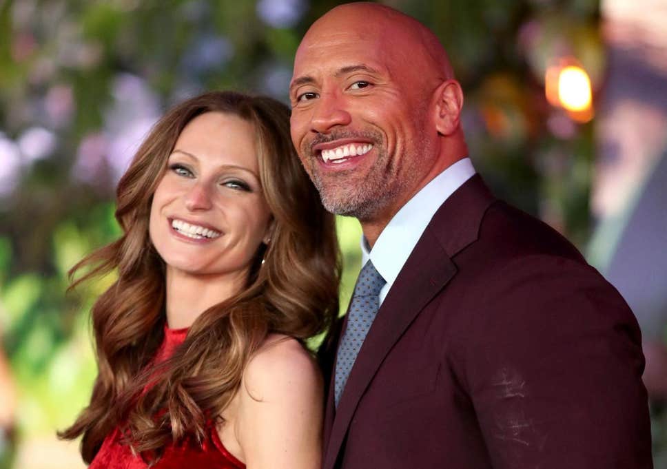 Dwayne ‘The Rock’ Johnson Akhirnya Menikahi Pacarnya Setelah 12 Tahun Bersama