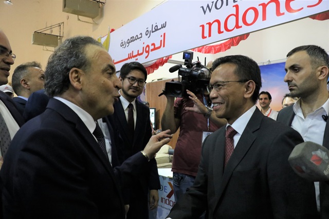 PM Suriah Kunjungi Stand Indonesia di Damascus International Fair ke-61