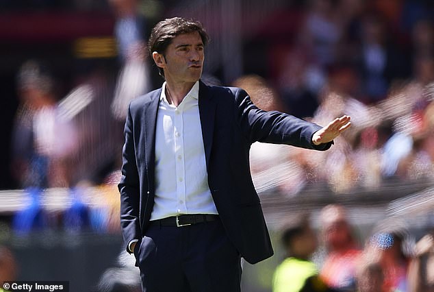 Valencia Pecat Pelatih Marcelino