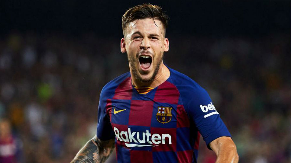 Carles Perez Teken Kontrak Baru dengan Barca