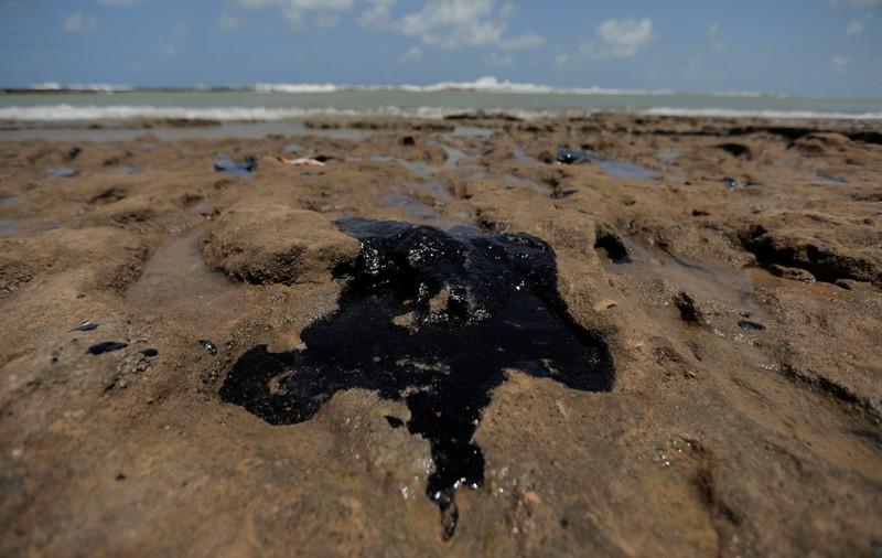 Petrobras: Pantai Brasil Tercemar Minyak dari Venezuela