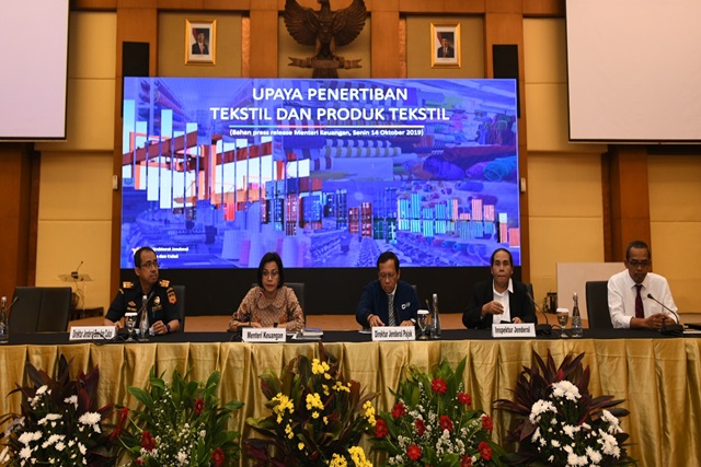 Pemerintah Tertibkan Pelaku Usaha dan Sempurnakan Kebijakan Industri Tekstil dan Produk Tekstil