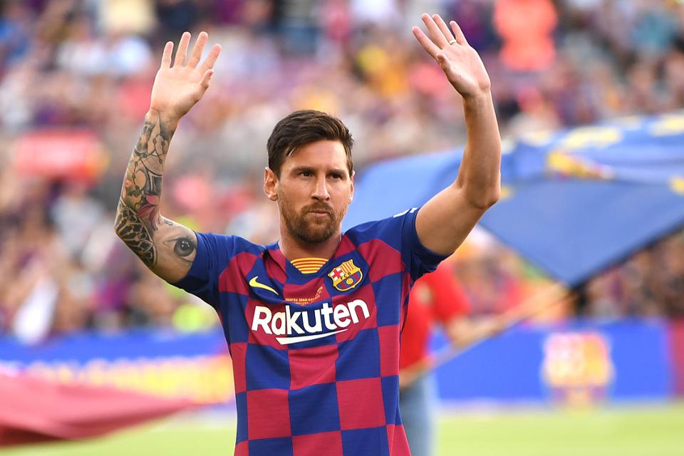 Messi Sabet Sepatu Emas Keenam Kalinya