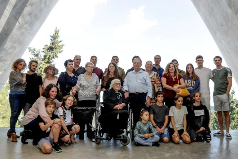 Korban Holocaust Bertemu Penyelamat-nya Setelah 75 Tahun