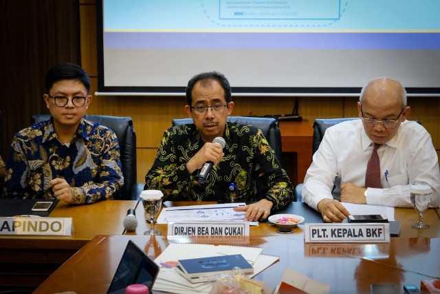 Pemerintah Ubah Ketentuan Impor Barang Kiriman E-Commerce