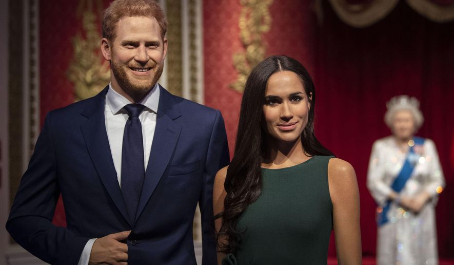 Pangeran Inggris Harry dan Meghan Serahkan Gelar Kerajaan