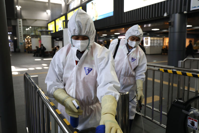 Korban Meninggal Akibat Virus Corona Capai 490 Orang