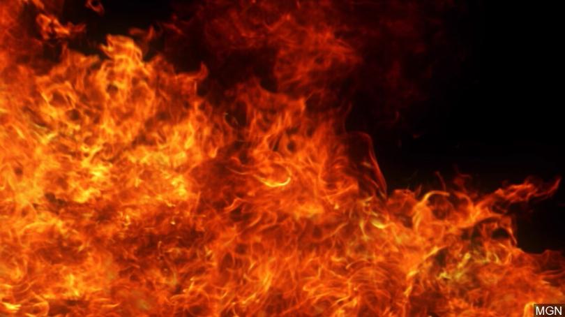 Bentrokan Suporter Persebaya-Arema, Empat Motor Dibakar