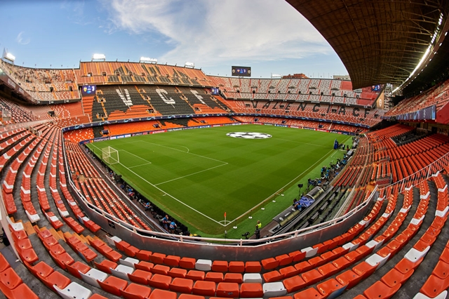 Lima Pemain dan Staf Valencia Positif Covid-19