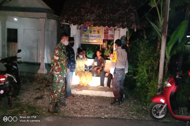 Poskamling Siaga Covid-19 Polsek Puger Tersebar di 12 Desa