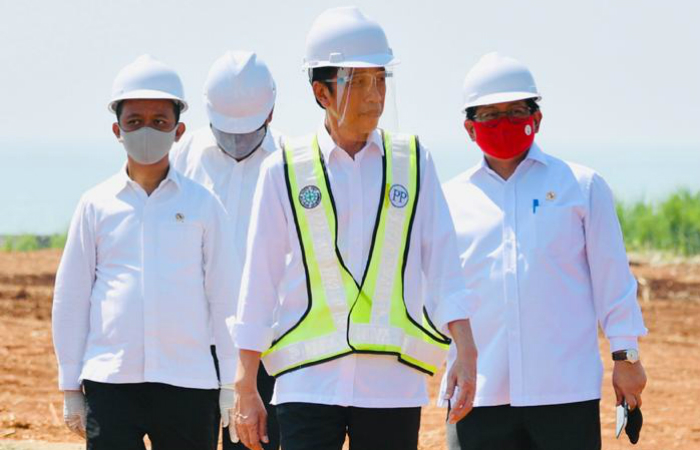 Jokowi Ancam Reshuffle, Menkes Terawan Jadi Sorotan
