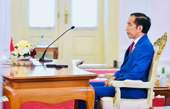 Jokowi Lantik Perwira TNI-Polri Secara Virtual di Istana Negara