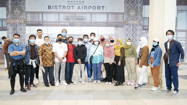 Lulus Studi di Rusia, 29 Mahasiswa Asal Kaltim Pulang ke Tanah Air