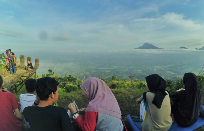 Bukit Sepancong, Wisata Baru Panorama Alam yang Beda dan Bikin Betah