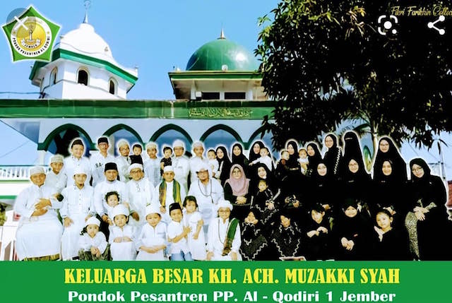 Keluarga Besar PonPes Al Qodiri, KH Achmad Muzakki Syah, Restui H Hendy-Gus Firjaun di Pilkada Jember