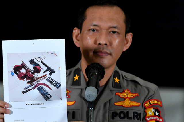 Dicokok Polisi, 5 Anggota dan Petinggi KAMI Jadi Tersangka