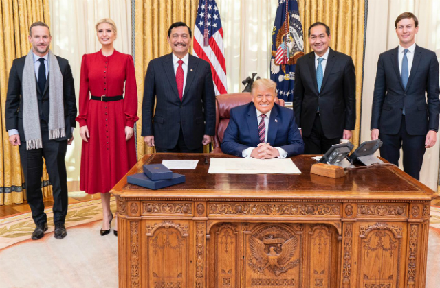 Temui Donald Trump, Luhut: Dapat Salam dari Jokowi