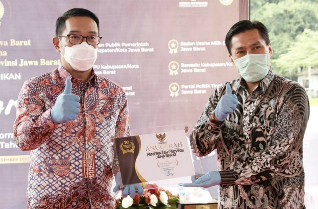 Gandeng LIPI, Ridwan Kamil Bikin Gelang Pelacak Pasien Covid-19