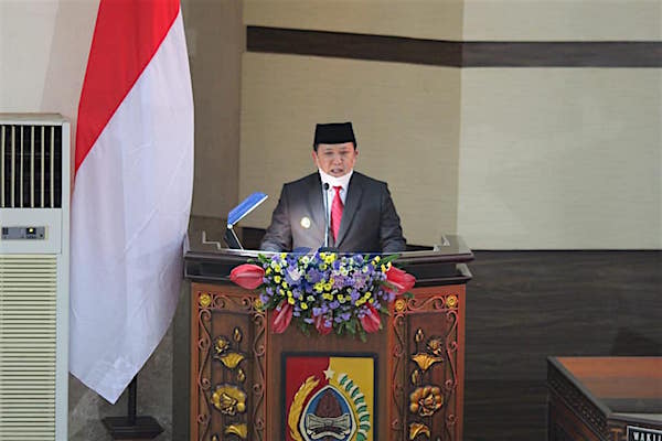 Disaksikan Gubernur Khofifah, Bupati Hendy Siswanto Uraikan Visi dan Misi Membenahi Jember