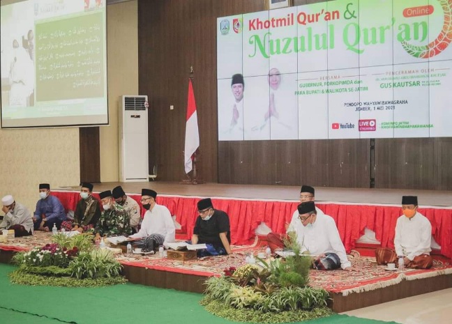 Wakil Bupati Jember Gus Firjaun Ikuti Khotmil Qur'an dan Nuzulul Qur'an Online