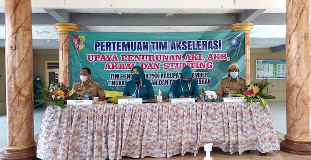 Tim Akselerasi Upaya Turunkan AKI, AKB, AKBAL dan Stunting Datangi Desa Jatisari, Jenggawah