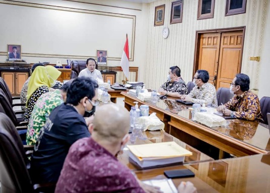 Bupati Jember Bahas RPJMD dengan BAPPEDA untuk Kelancaran Pembangunan