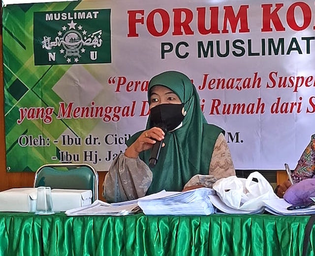 PC Muslimat NU Jember Kupas Rawat Jenazah Suspek Covid-19 yang Wafat di Rumah dari Sudut Agama dan Medis