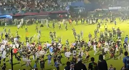127 Jiwa Melayang dalam Kerusuhan Aremania di Stadion Kanjuruhan, Malang