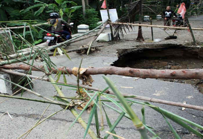 Siap Ambil Alih 141 Jembatan Timbang di Daerah, Kemenhub Benahi 3 Hal Ini