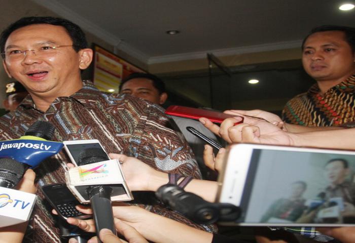 Ditetapkan Tersangka Kasus Penistaan Agama, Ahok Dicekal ke Luar Negeri