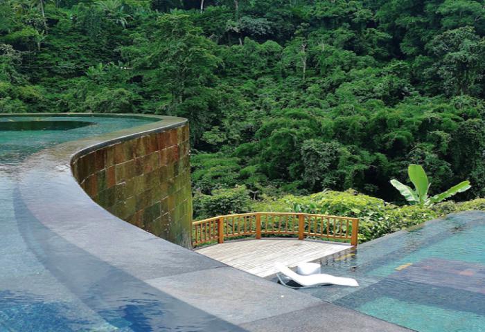 Hotel Dengan 2 Kolam Renang Spektakuler di Bali