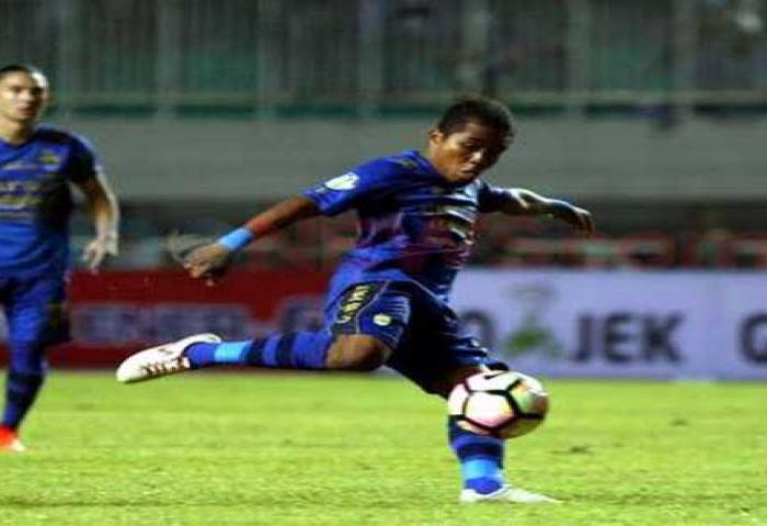 Kemenangan Dramatis Persib atas Persegres