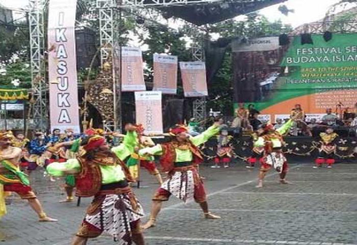 Festival Seni Tradisi dan Budaya Islam Nusantara