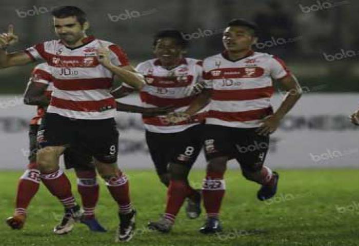 Kemenangan Kandang Madura United Atas Gresik