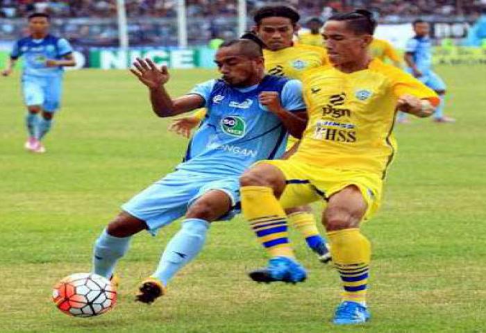 Persela Benamkan Gresik United Dikandang Sendiri