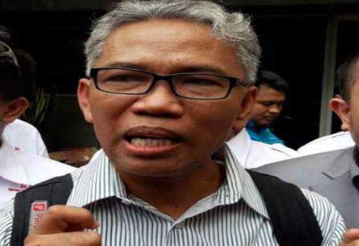 Buni Yani Hadir dengan Para Kuasa Hukum di PN Bandung