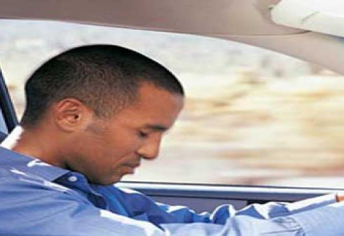 Microsleep, Salah Satu Penyebab Kecelakaan di Jalan Raya
