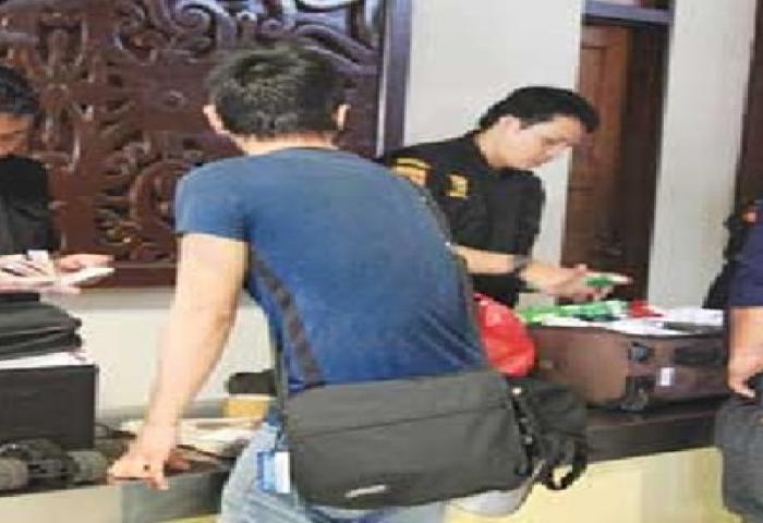 Pemerintah Batasi Barang Bawaan Ke Luar Negeri